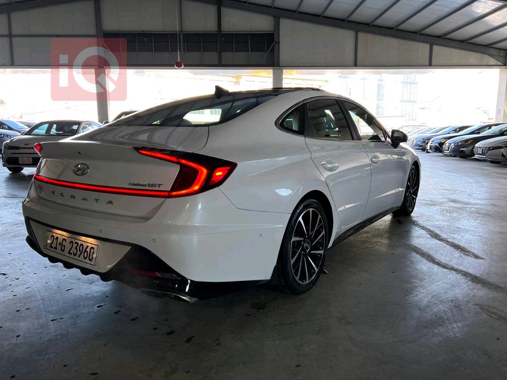 هیوندای سۆناتا